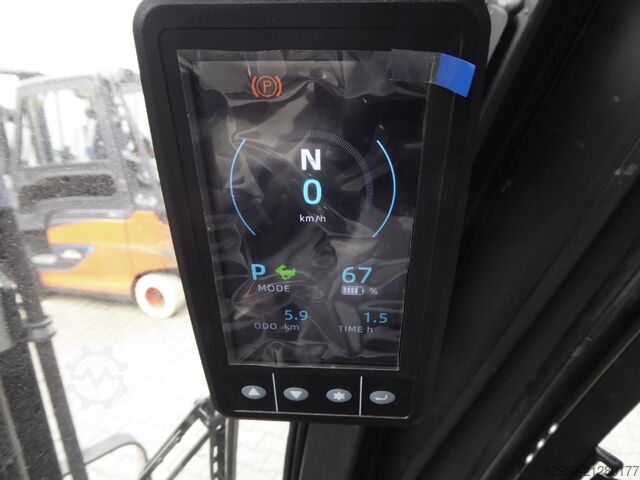 Electric 4-wheel forklift Noblelift FE4P35