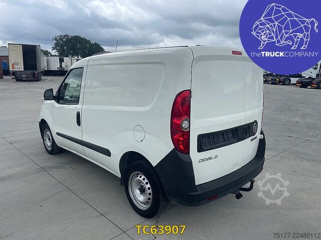 Station wagon con tetto alto Fiat Doblo CARGO 1.6
