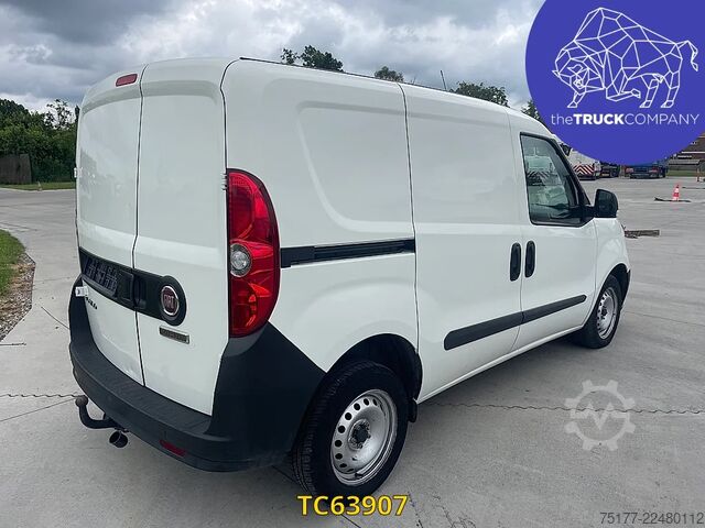 Station wagon con tetto alto Fiat Doblo CARGO 1.6