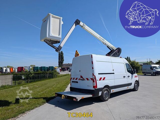 Hebebühne Renault Master 145.35 nacelle klubb