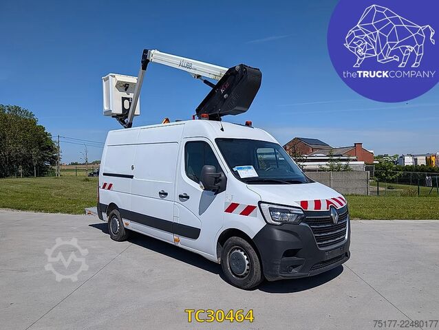 Hebebühne Renault Master 145.35 nacelle klubb