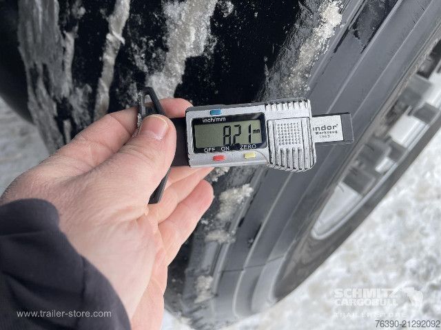 Open semitrailer with tarp Schmitz Cargobull Semitrailer Curtainsider Standard