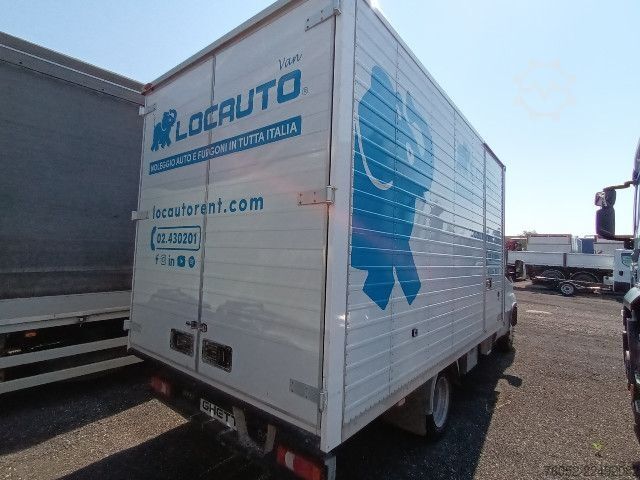 Box truck IVECO 35C14