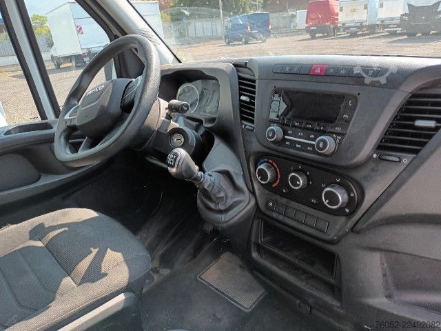 Box truck IVECO 35C14