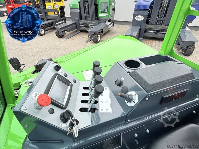 чотири-напрямний навантажувач Combilift CB4000 GAS TRIPLEX 6450MM POSITIONER