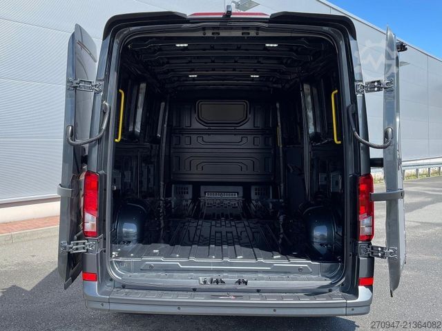 ऊंची छत वाली वैन MAN TGE 3.200 L3H2 Kasten 4x4 Individual S ACC STHZ