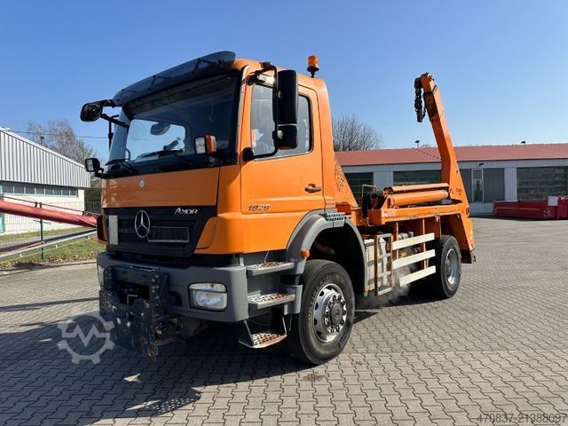 Absetzkipper LKW MERCEDES-BENZ Axor 1829 AK 4x4 / Winterplatte