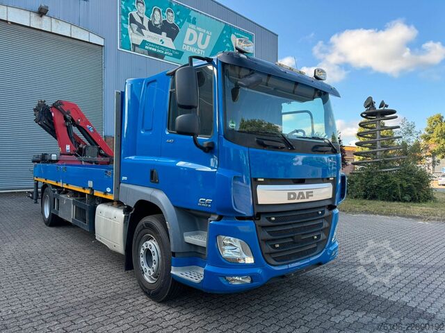 Кран, змонтований на вантажівці DAF CF 440 mit Ladekran HMF 2120K4