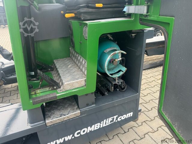 štvorcestný vysokozdvižný vozík Combilift C2500 /perfect /compact/Only 4819 hours