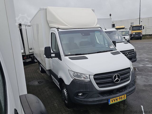 Chiếc vali MERCEDES-BENZ SPRINTER 515 ac camera EURO6