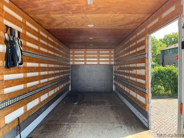 Koffert Mercedes-Benz Atego 916