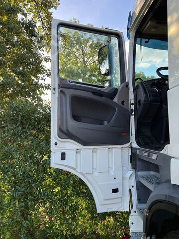 SZM tiêu chuẩn DAF XF 450 FT