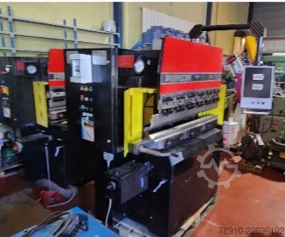 Prensa dobradeira PPH 25 12 AMADA PROMECAM PPH 25 12