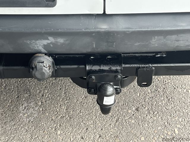 Dodávka s vysokou strechou MERCEDES-BENZ Sprinter 516 CDI MAXI Klima 3-Sitzer Sitzheizung