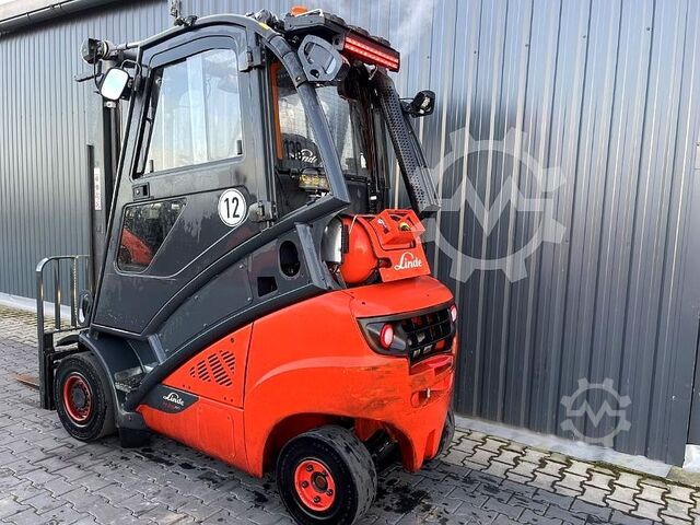 LPGフォークリフト Linde H25T-02/600