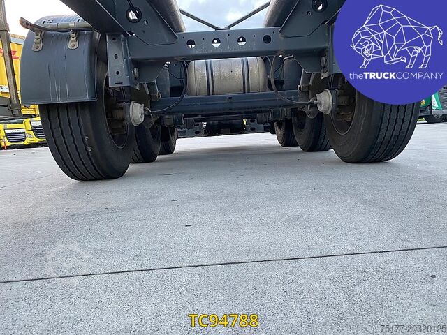 Transporte de contenedores Kässbohrer 