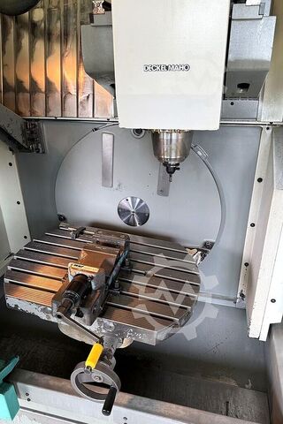 Universalus apdirbimo centras Deckel Maho DMU 50 T