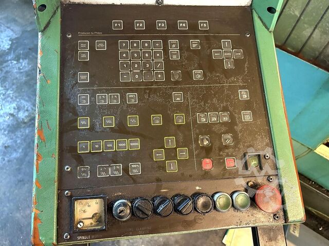 Tornio CNC MAHO GRAZIANO GR300C