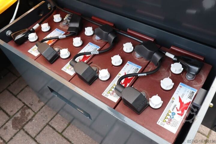 Articulated boom lift Haulotte HA12CJ+ Valid inspection, *Guarantee! Electric, 12