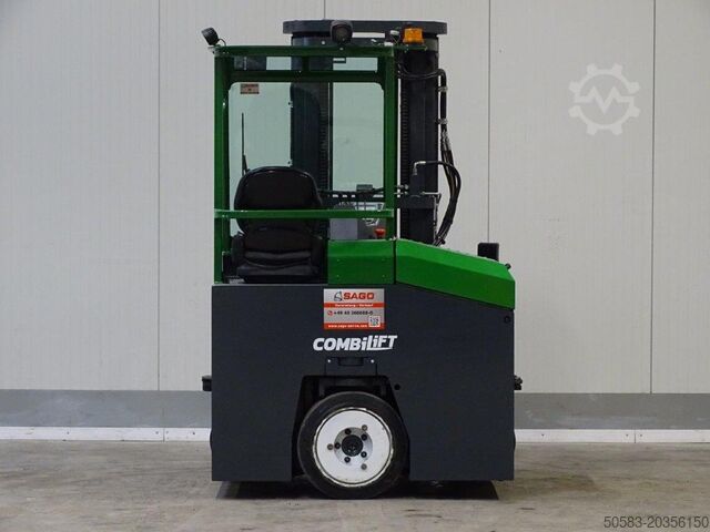 Négyirányú oldalrakodó Combilift CBE2500 - NEU BATTERIE - TRIPLEX