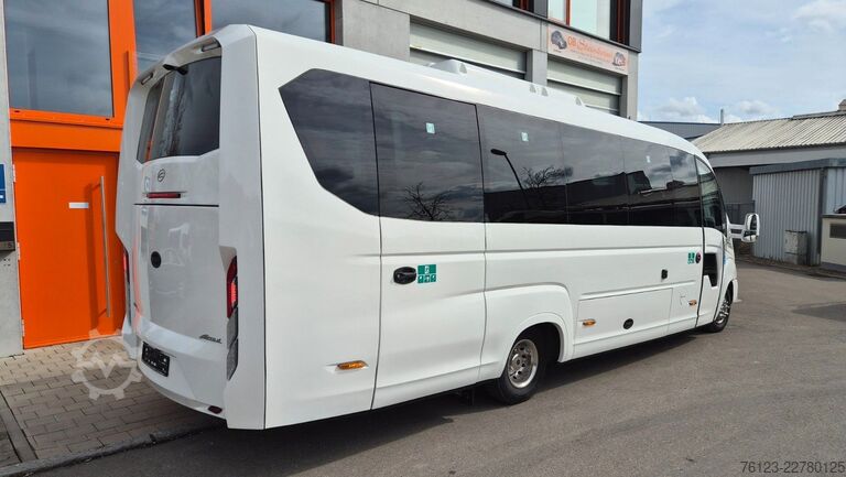 Минибус IVECO 2x Daily 70 Lagerfahrzeug Ferqui Sunrise 2,5 m B