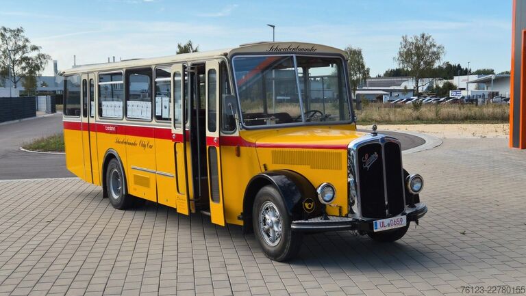 حافلة سياحية  Oldtimer Paket Saurer LC 4 und Volvo B 10 Lauber