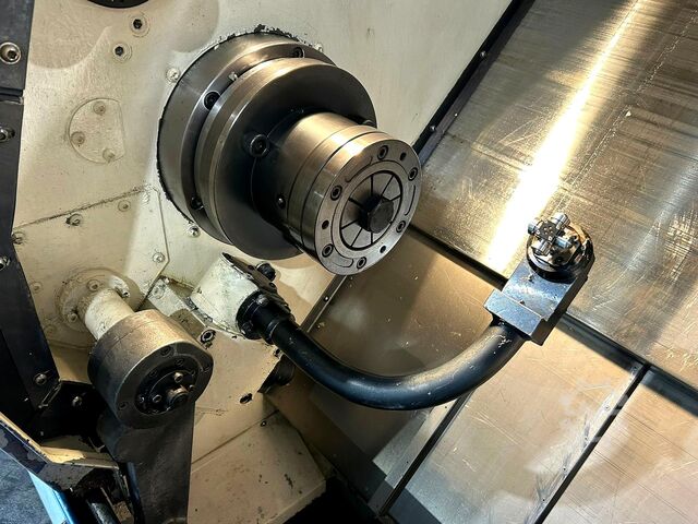 CNC-Dreh- und Fräszentrum DAEWOO Puma 230 MS B