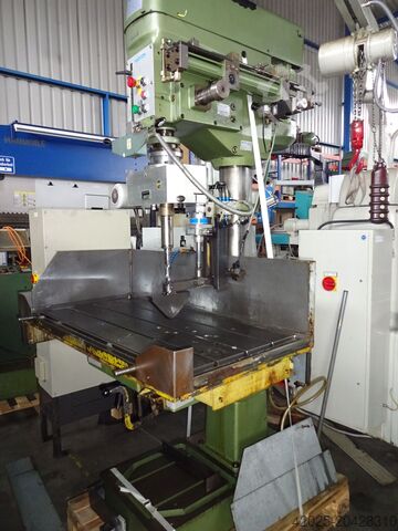 Automatska mašina za bušenje MAXION mit Mehrspindelkopf