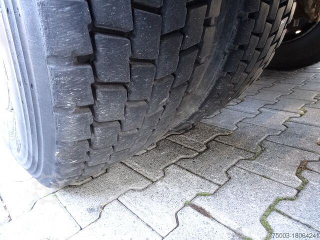 Auto-dizalica montirana na kamionu MAN TGX 33.480 6X4 Kran MKG 381 bis 20 Meter
