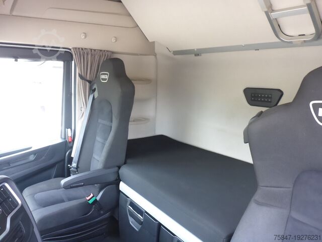 Standard SZM Iveco S-Way AS 440 S 48 T/P Standklima Navi