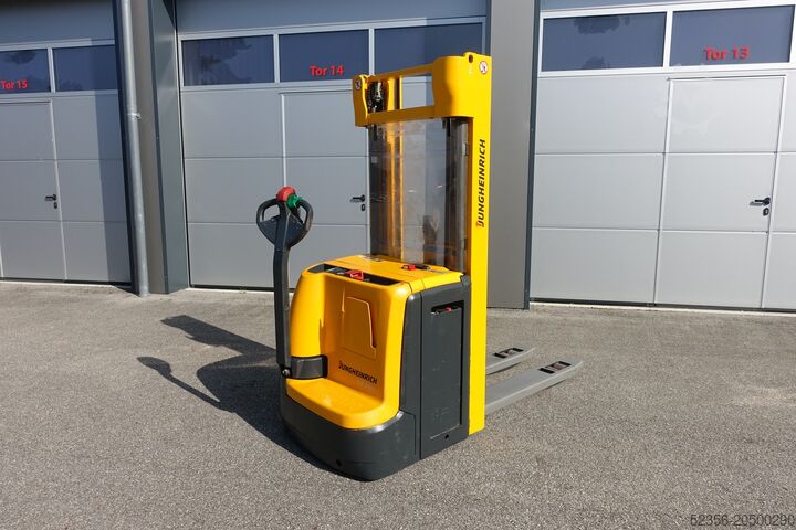 Pallet stacker Jungheinrich EJC 216z Triplex Elektro Hochhubwagen