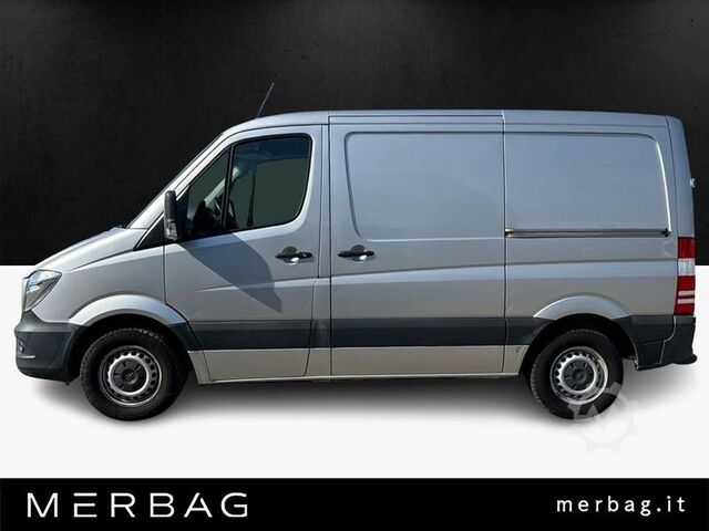 Erikoiskäyttöinen kuorma-auto Mercedes-Benz Sprinter