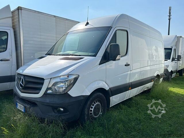 Erikoiskäyttöinen kuorma-auto Mercedes-Benz Sprinter