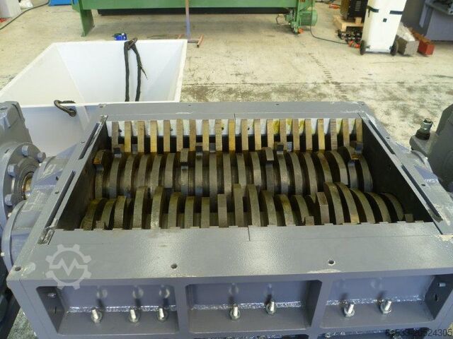 Twin Shaft Shredder Genox M800