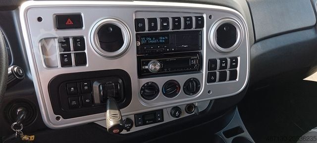 Unit traktor standard FORD 1848T