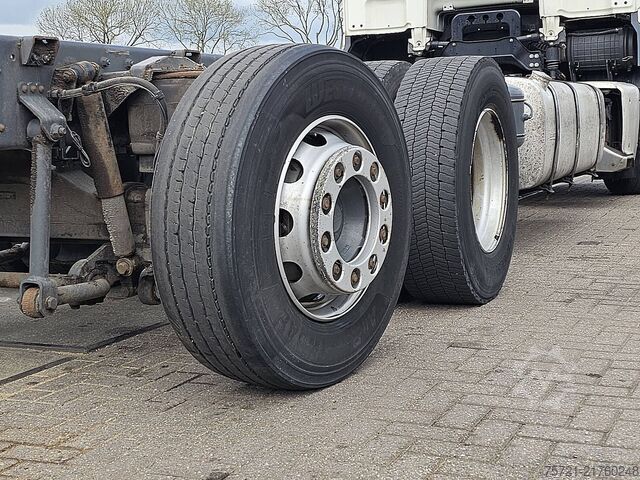 Telaio con cabina DAF XF 480 6x2*4