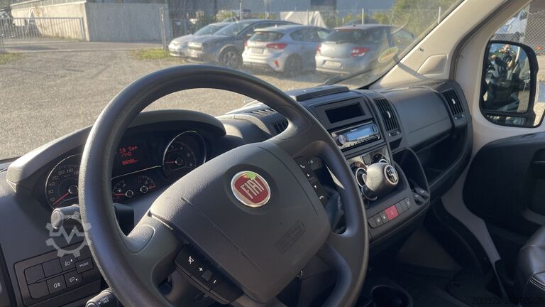 คาราวาน/แคมเปอร์ Fiat Weinsberg Carabus 600 K | 4 Posti Letto | Completamente Attrezzato