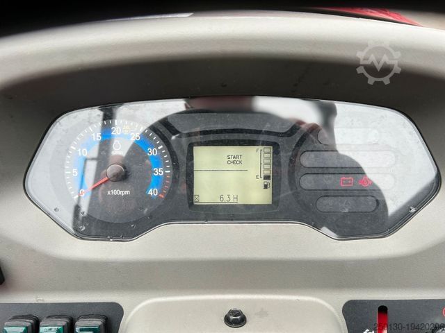 Hofschlepper Tym TYM T475 NH Hofschlepper