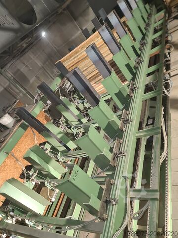 Píla s optimalizáciou a stohovačom Weinig WEINIG 