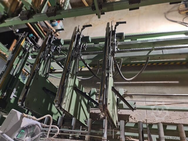 Píla s optimalizáciou a stohovačom Weinig WEINIG 