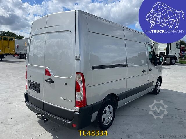 شاحنة بوكس Renault Master