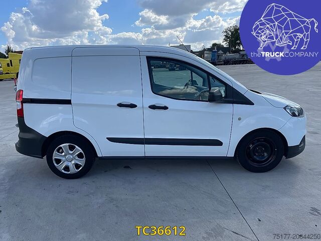 شاحنة بوكس Ford Transit COURIER 1.5 TDCI TREND