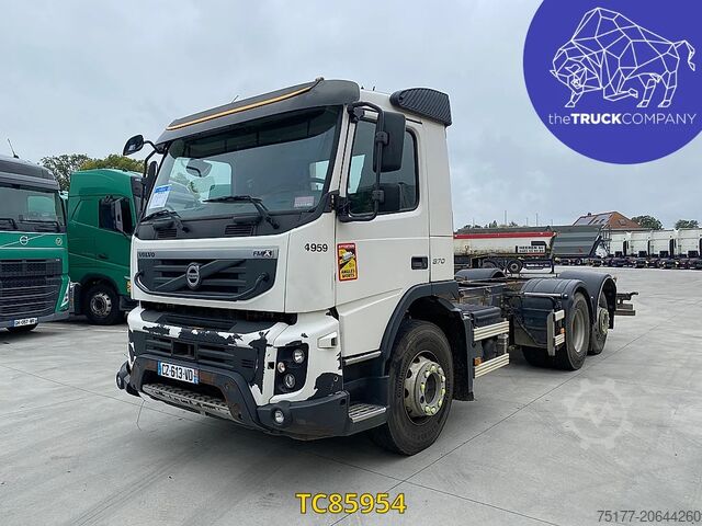 الهيكل مع كابينة السائق Volvo FMX 370