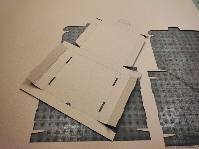 Leikkauskone / Plotteri Kongsberg PowerHead Kongsberg/M ESKO