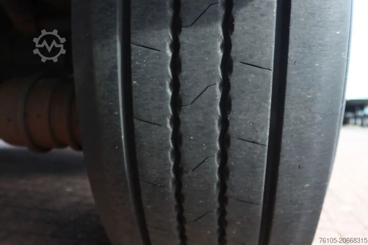 Koffer Krone 2 Asser Gesloten Trailer Lift As