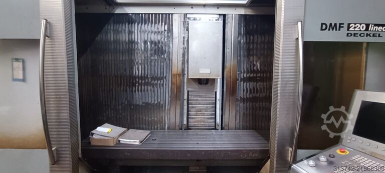 Vertikalni obdelovalni center Deckel Maho DMF 220 linear