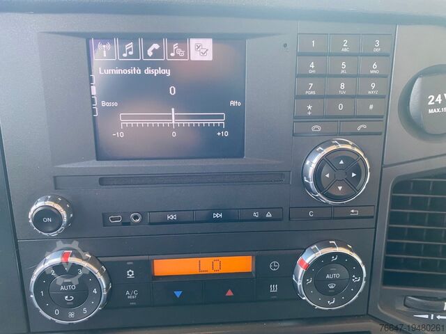 Standardni vlačilec MERCEDES-BENZ VI Actros IV 18 2012 - actros 1848 LS flat cab. . 2,5 Euro VI