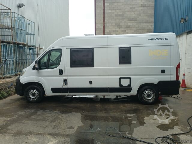 عربة التخييم/عربة سكن متنقلة Fiat Ducato Weinsberg Carabus600K|2023| EURO 6 | Venditore Professionale