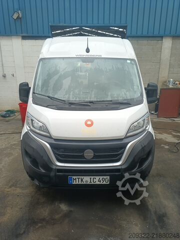 عربة التخييم/عربة سكن متنقلة Fiat Ducato Weinsberg Carabus600K|2023| EURO 6 | Venditore Professionale