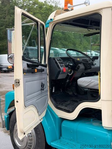 Trekker FREIGHTLINER FL70 4x2 elek verschiebbare Sattelkupplung *TOP*